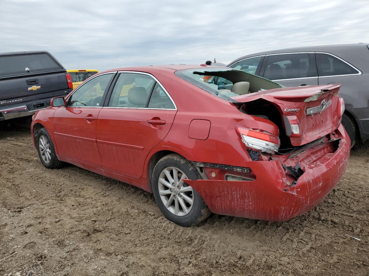 2011 Toyota Camry - Image 2