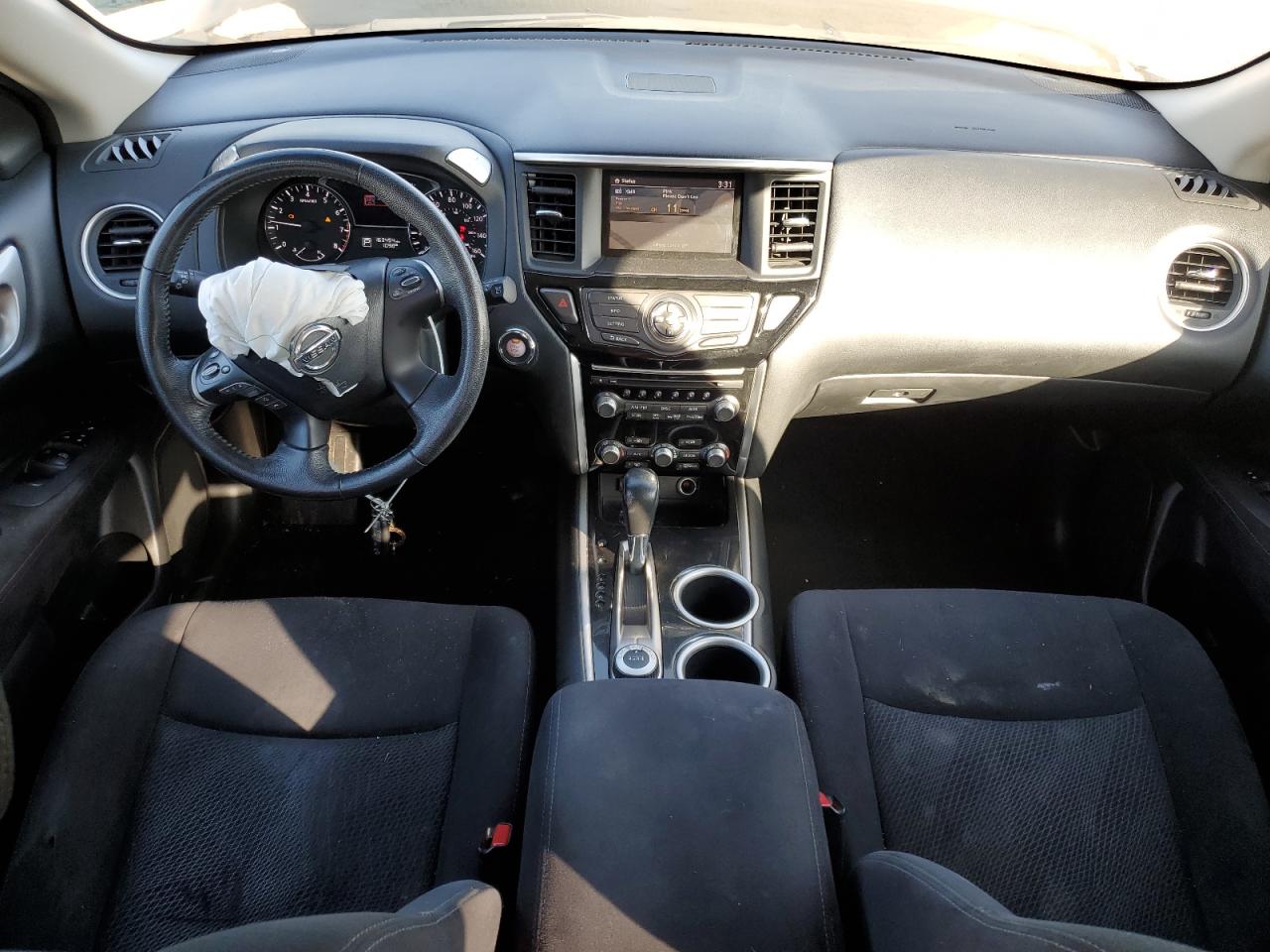 2013 Nissan Pathfinder - Image 8