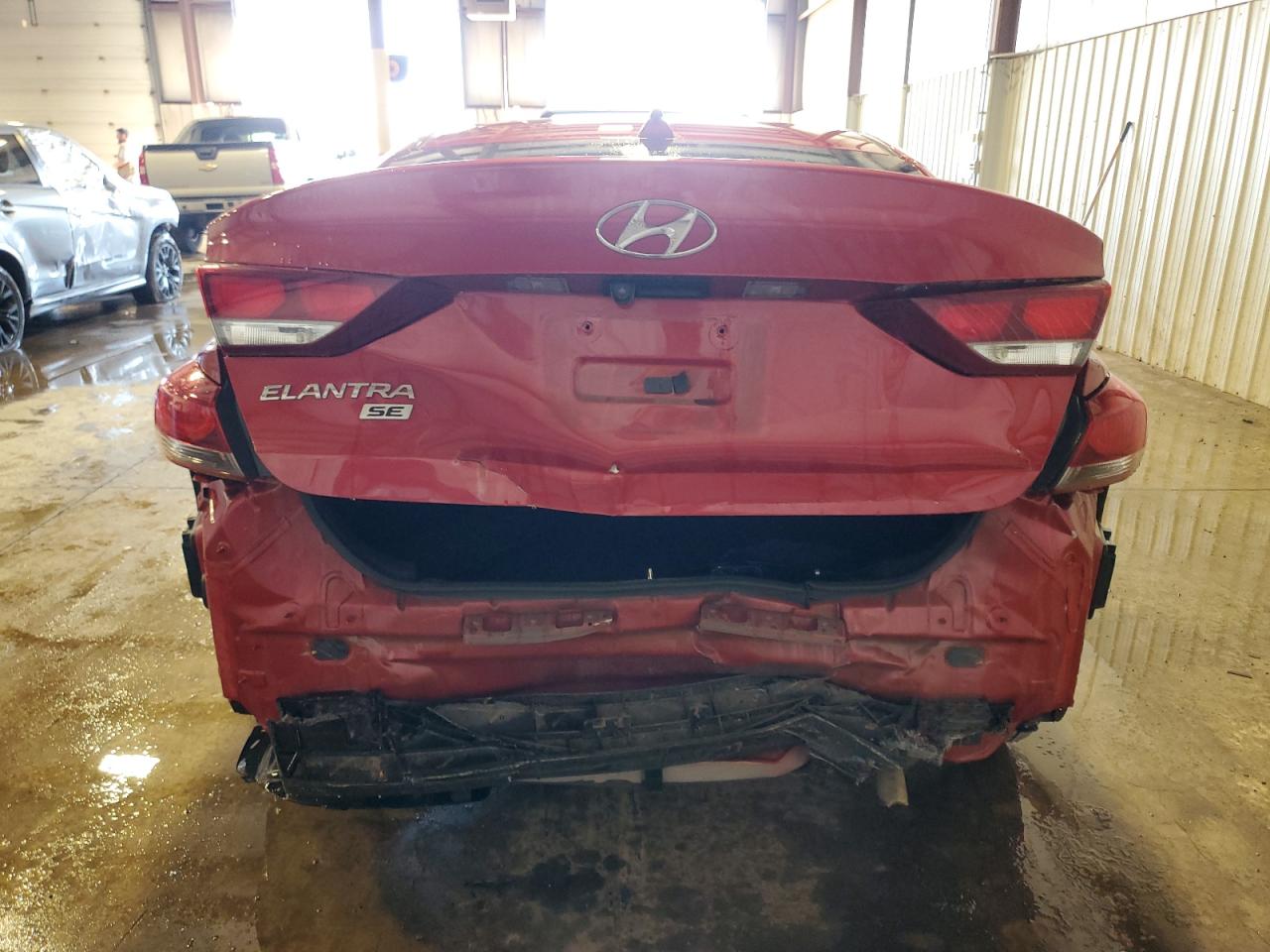 2018 Hyundai Elantra - Image 6