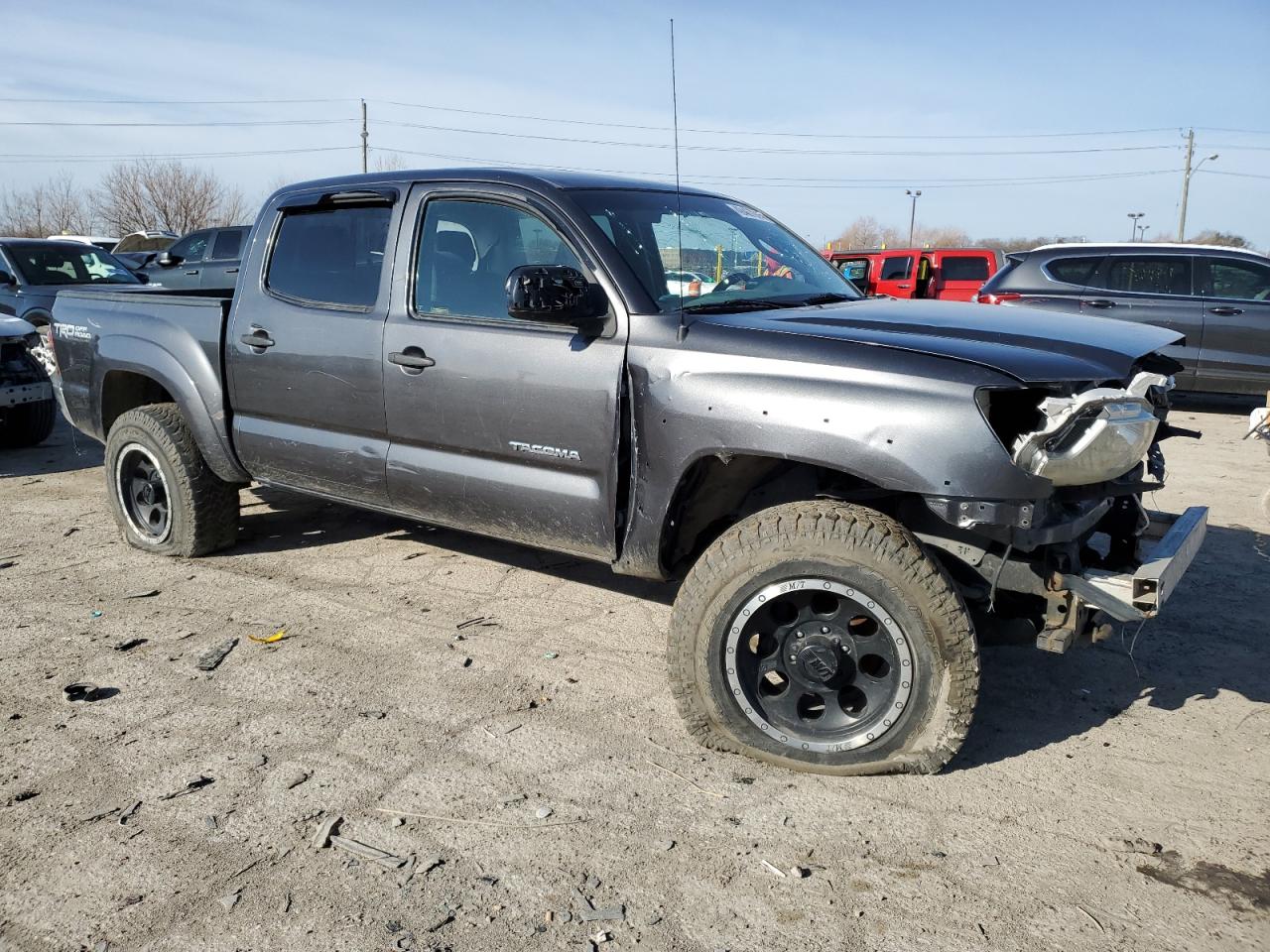 2013 Toyota Tacoma - Image 4