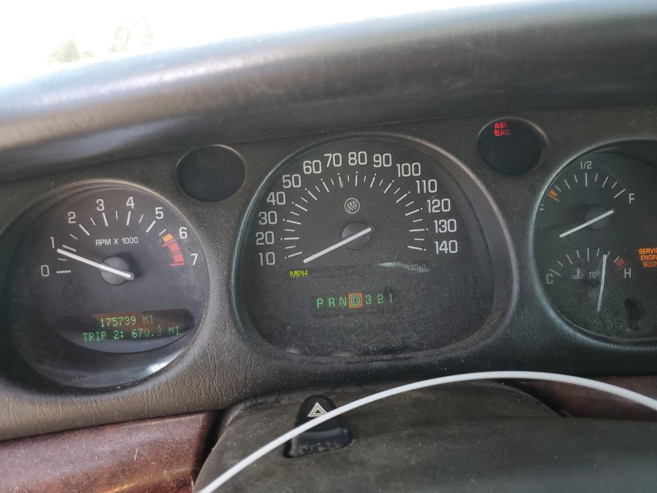 2005 Buick LeSabre - Image 9
