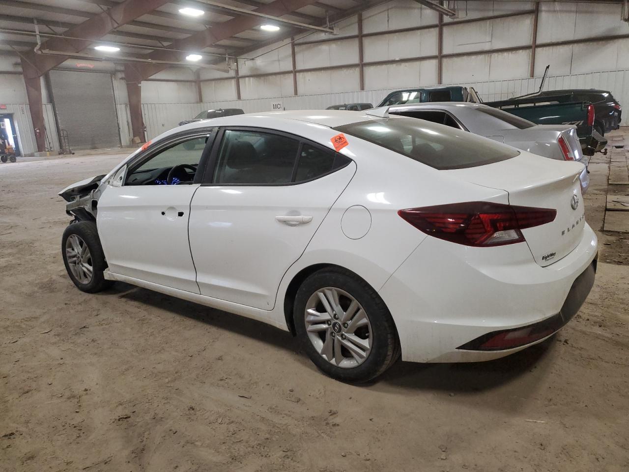 2020 Hyundai Elantra - Image 2