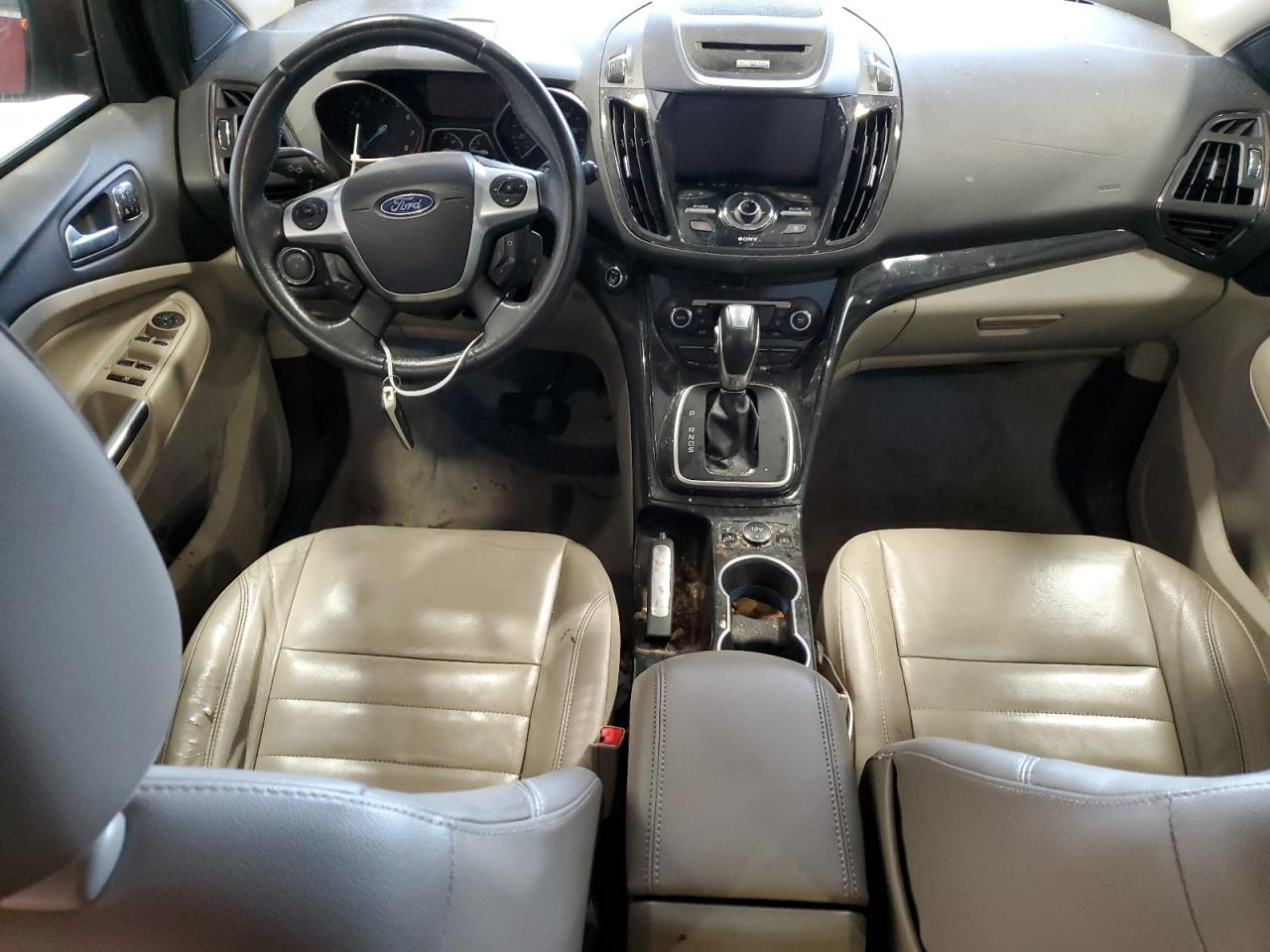 2014 Ford Escape Titanium VIN: 1FMCU9JX7EUB75097 Lot: 49250435