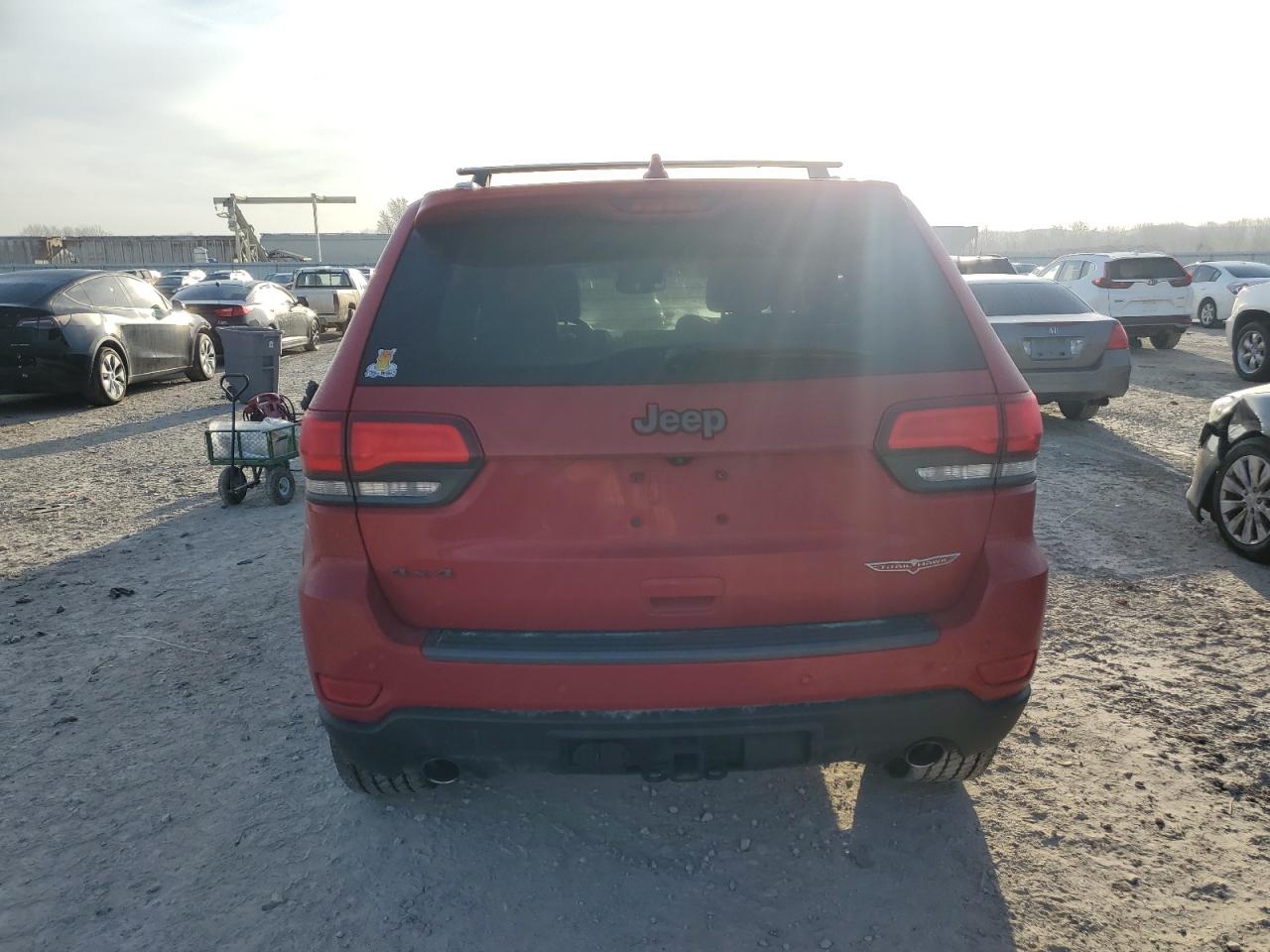 2019 Jeep Grand Cherokee - Image 6
