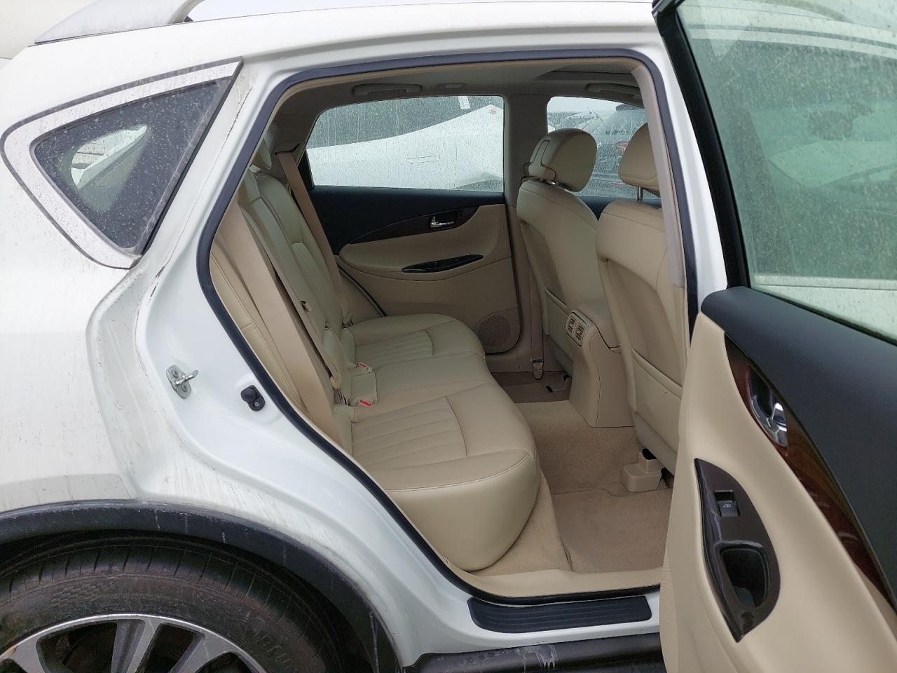 JNRBJ0RR1JM320106 - 2018 Infi QX50 - #undefined
