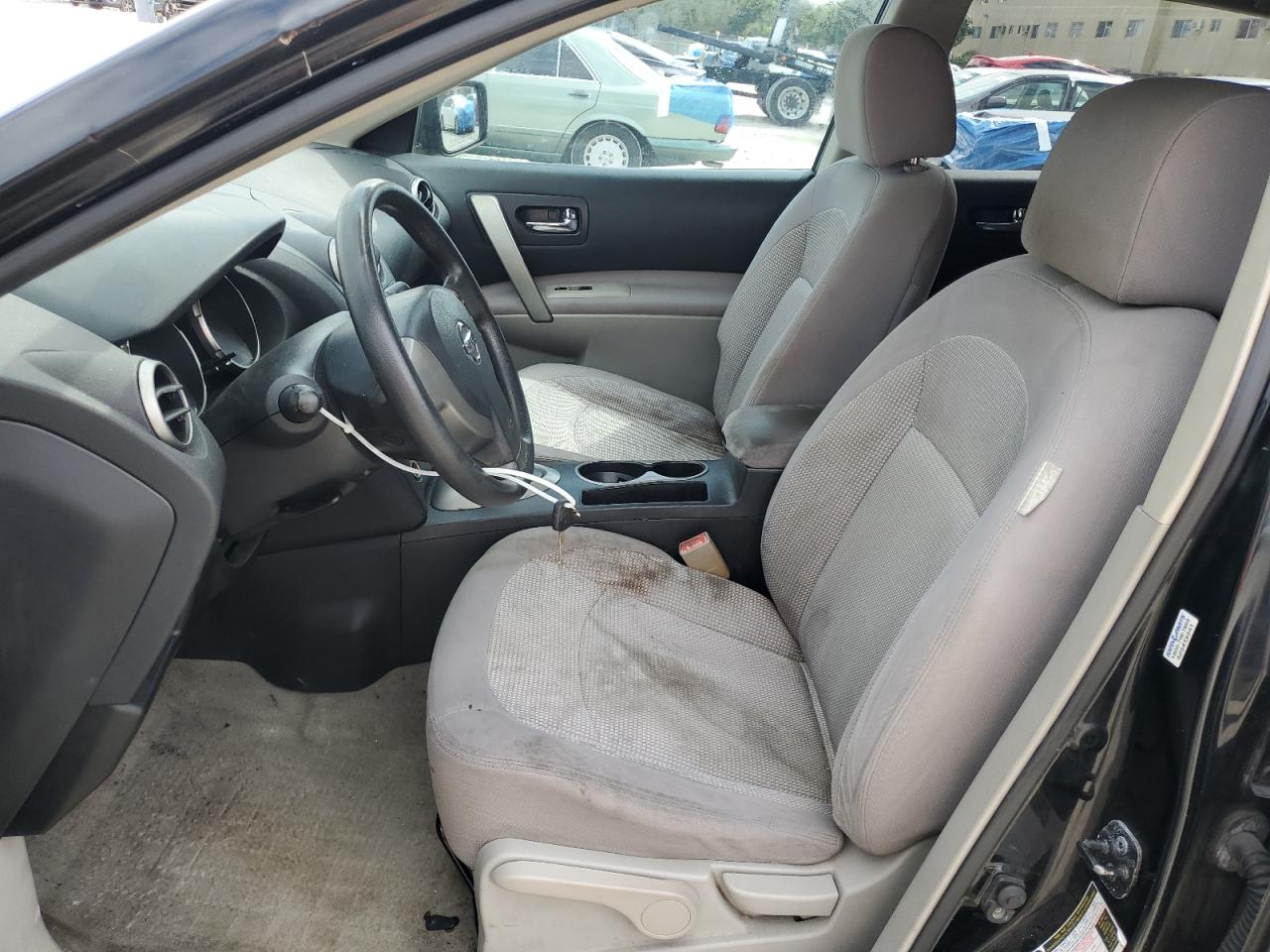 2010 Nissan Rogue - Image 7
