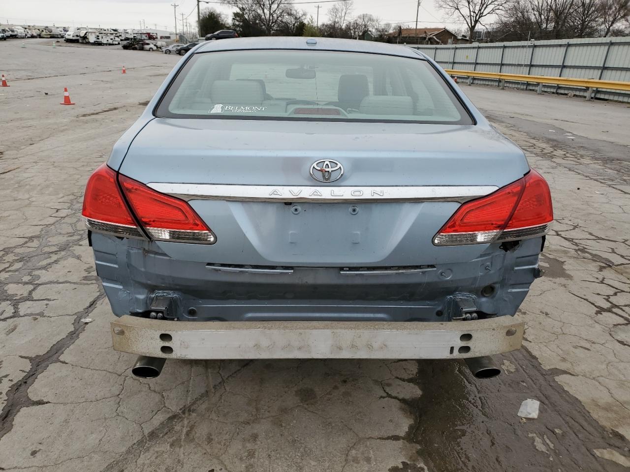 2012 Toyota Avalon - Image 6