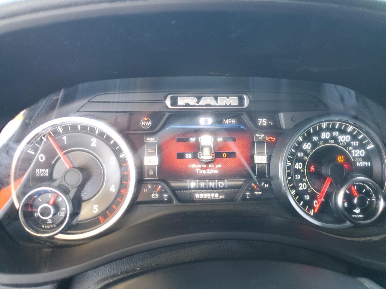 2022 RAM 2500 - Image 9