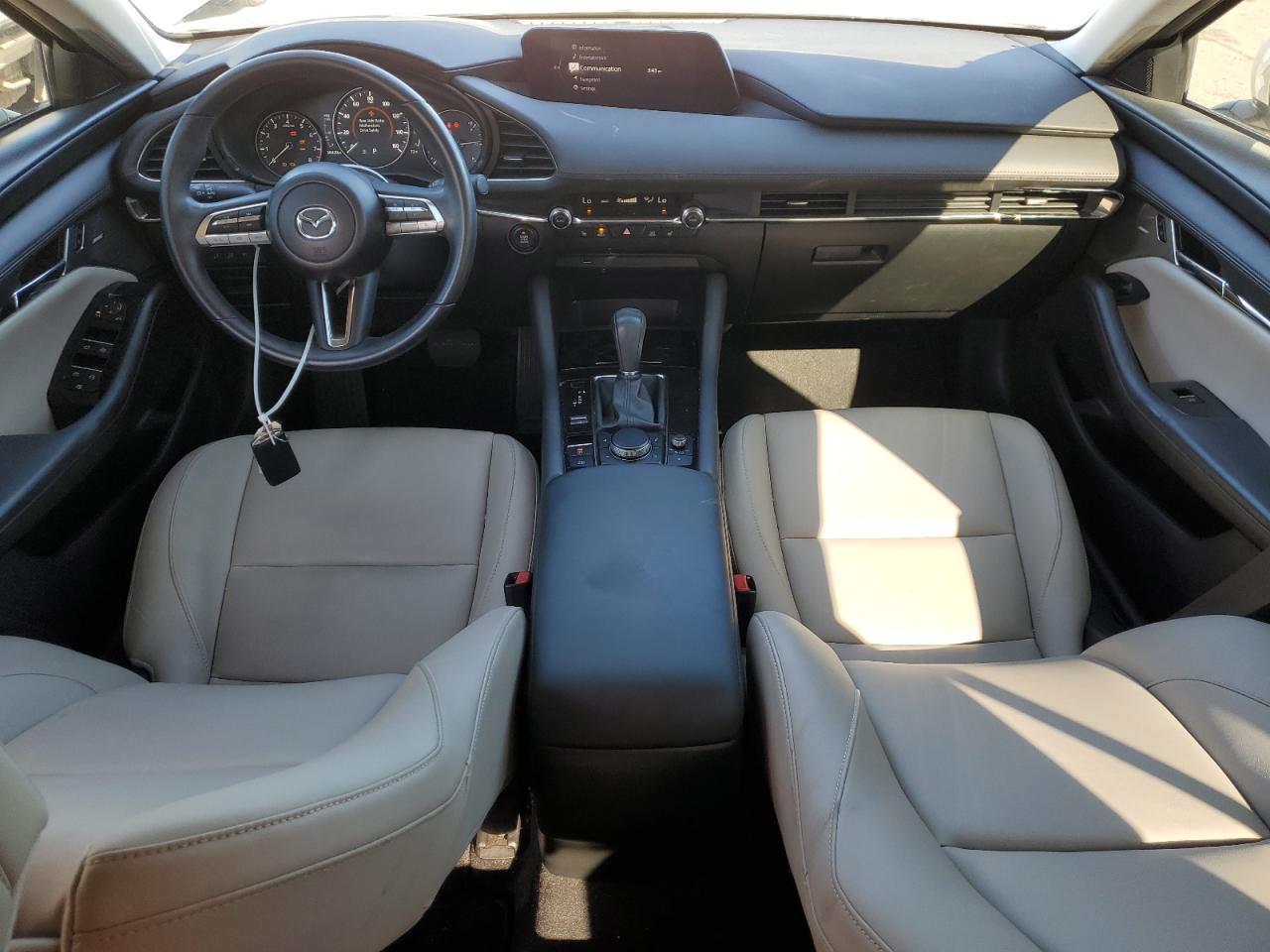 2019 Mazda 3 - Image 8