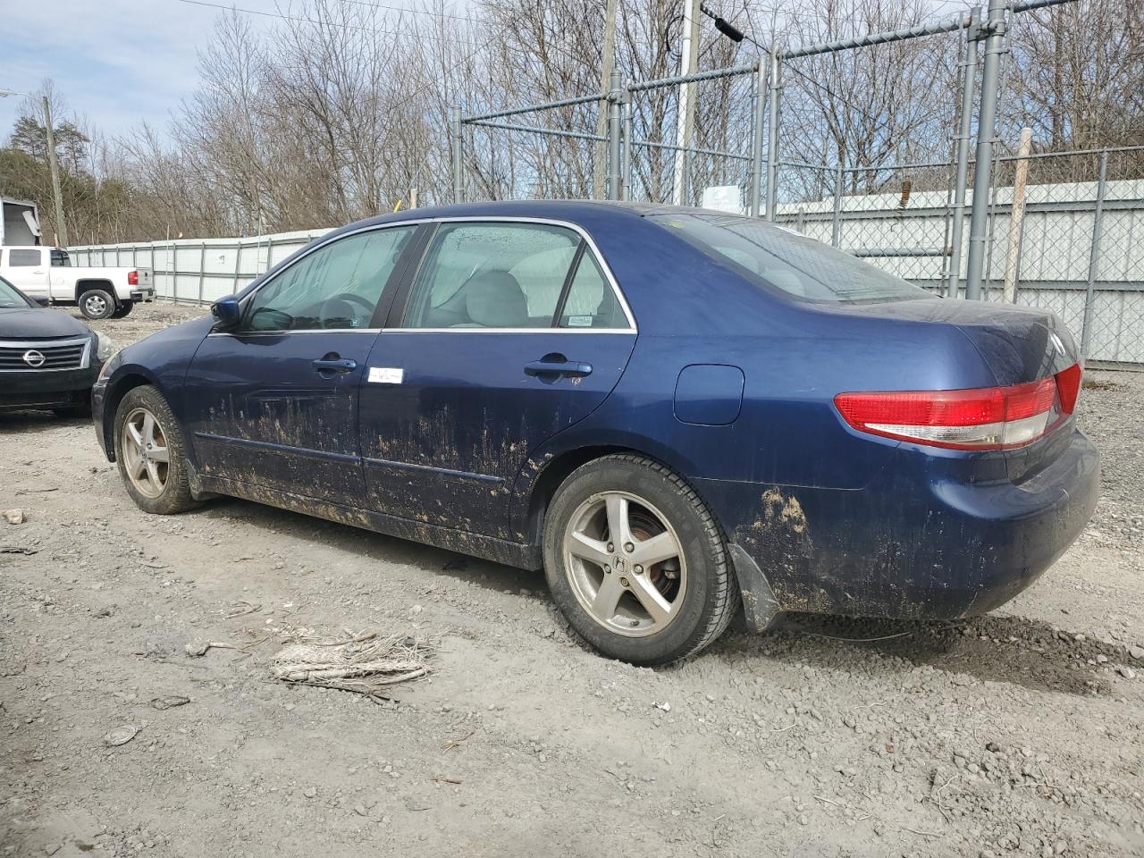 2004 Honda Accord - Image 2