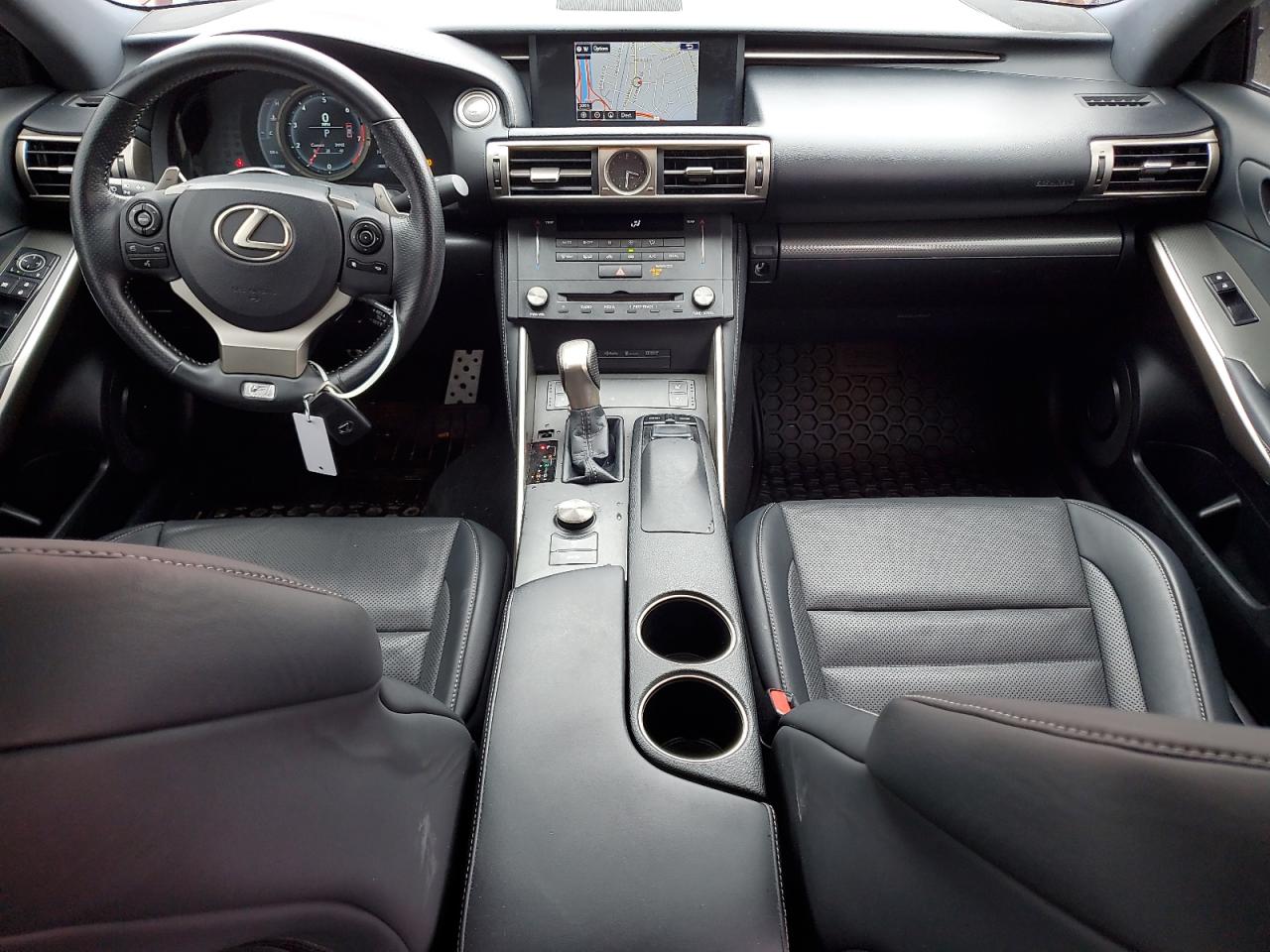 2015 Lexus IS - Image 8