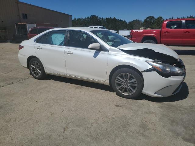  TOYOTA CAMRY 2017 White