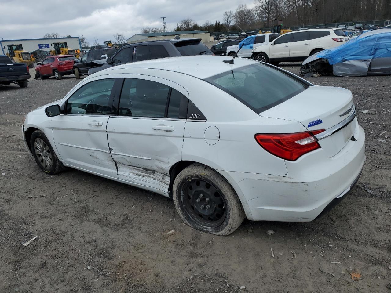 2014 Chrysler 200 - Image 2
