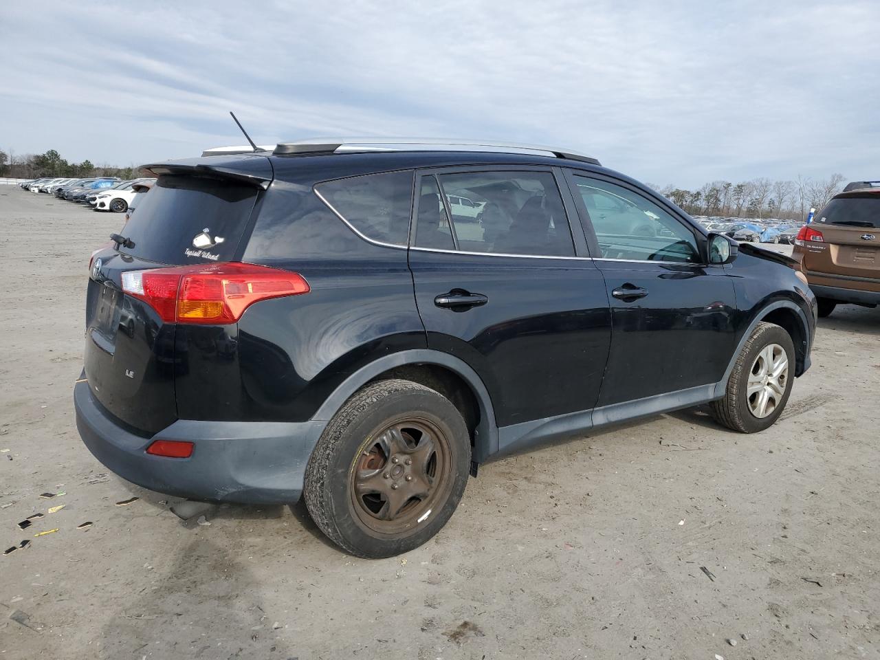 2014 Toyota RAV 4 - Image 3
