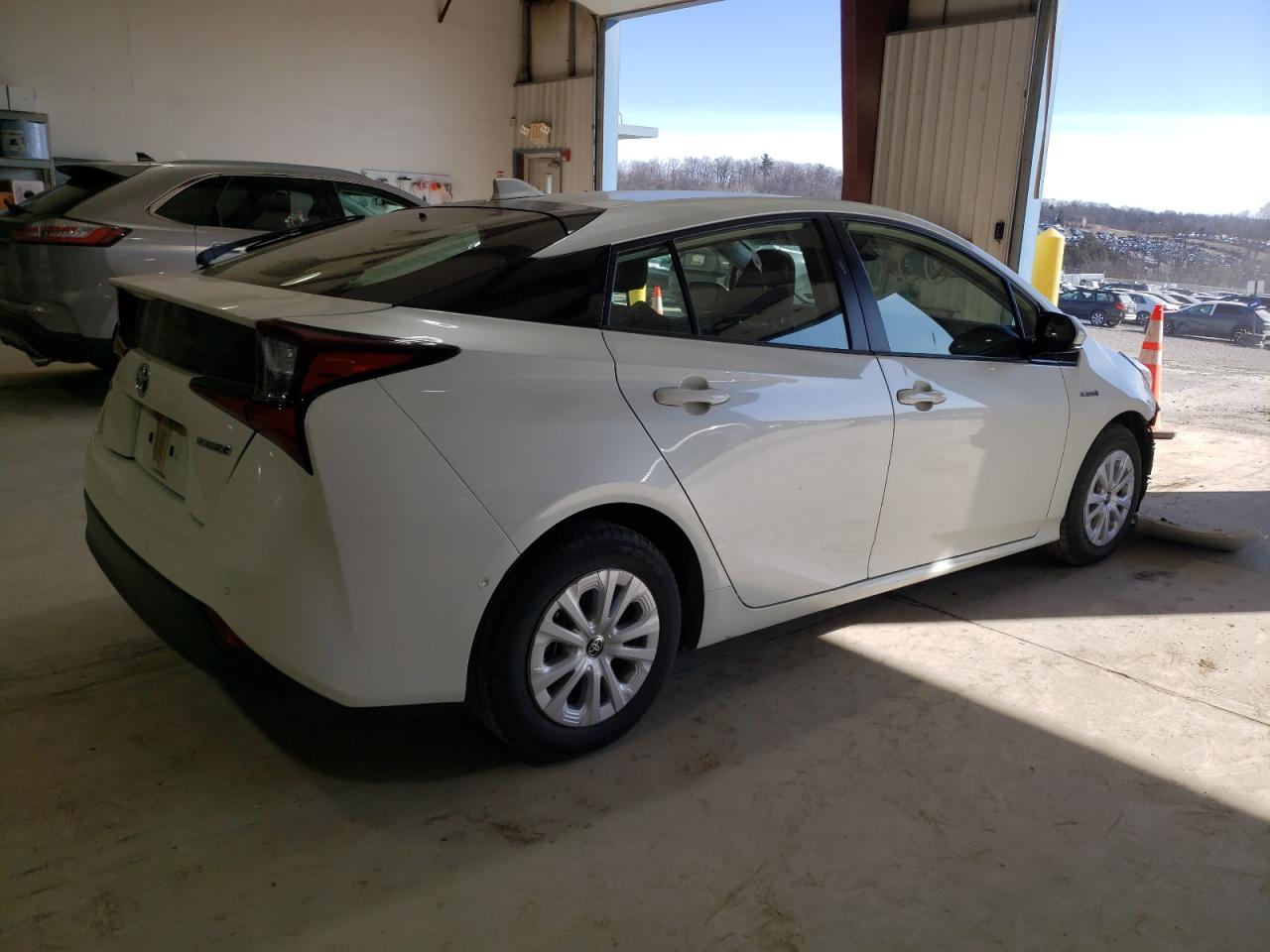 2020 Toyota Prius - Image 3