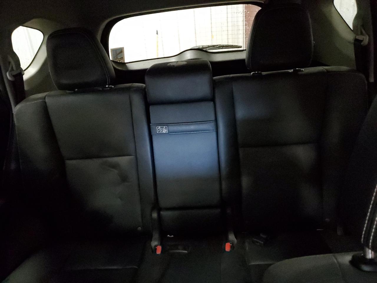 2017 Toyota RAV 4 - Image 10