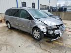 2016 Chrysler Town & Country Touring на продаже в Lawrenceburg, KY - Front End