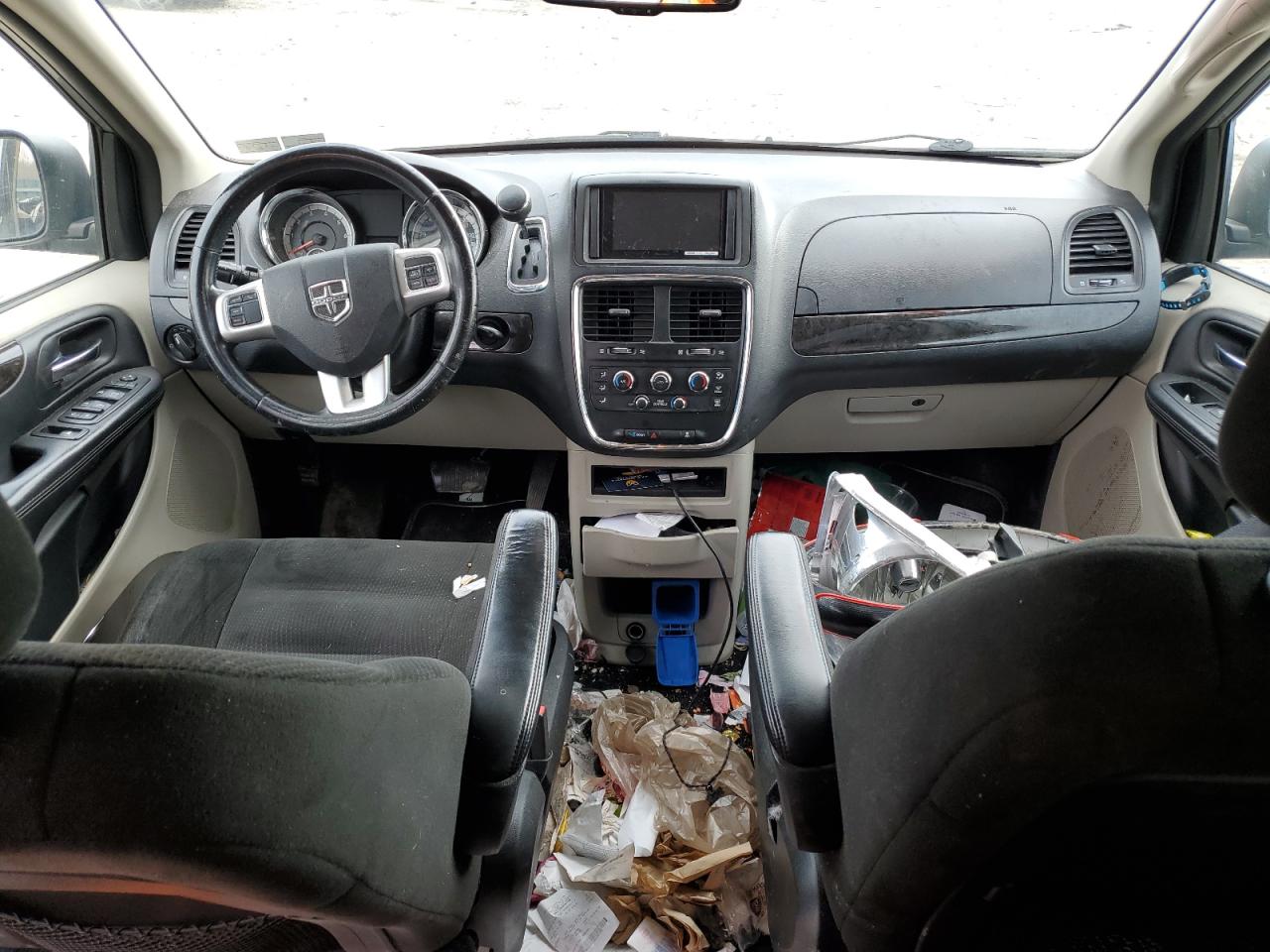 2016 Dodge Caravan - Image 8