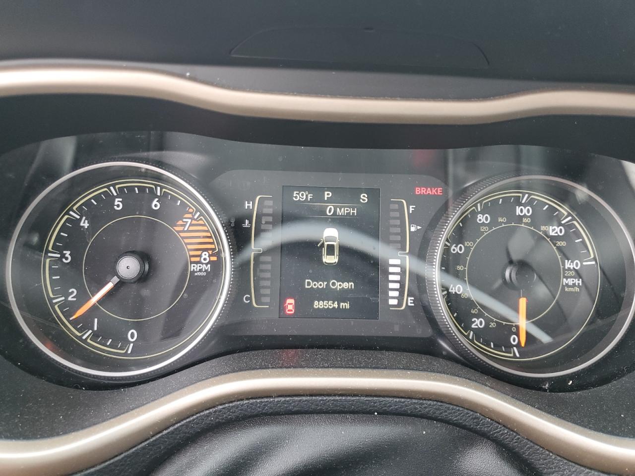 2018 Jeep Grand Cherokee - Image 9