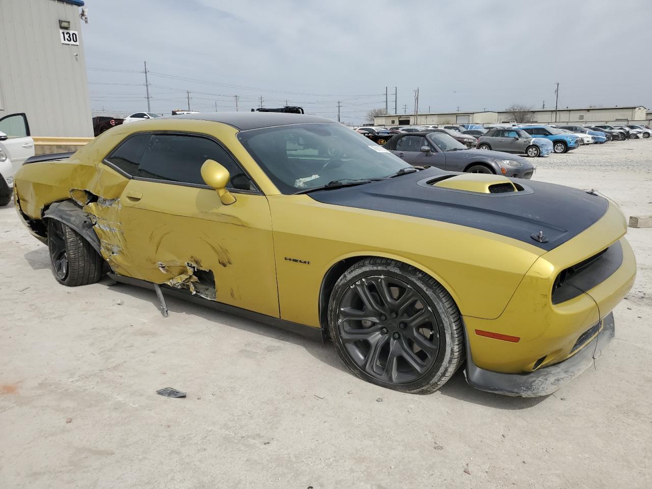 2020 Dodge Challenger - Image 4