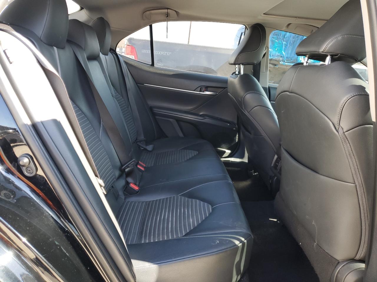 2019 Toyota Camry - Image 10
