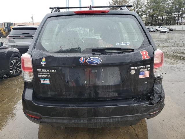  SUBARU FORESTER 2017 Czarny