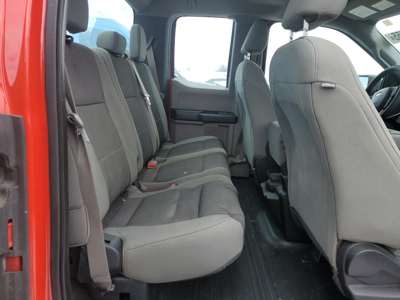 2015 Ford F-150 - Image 10