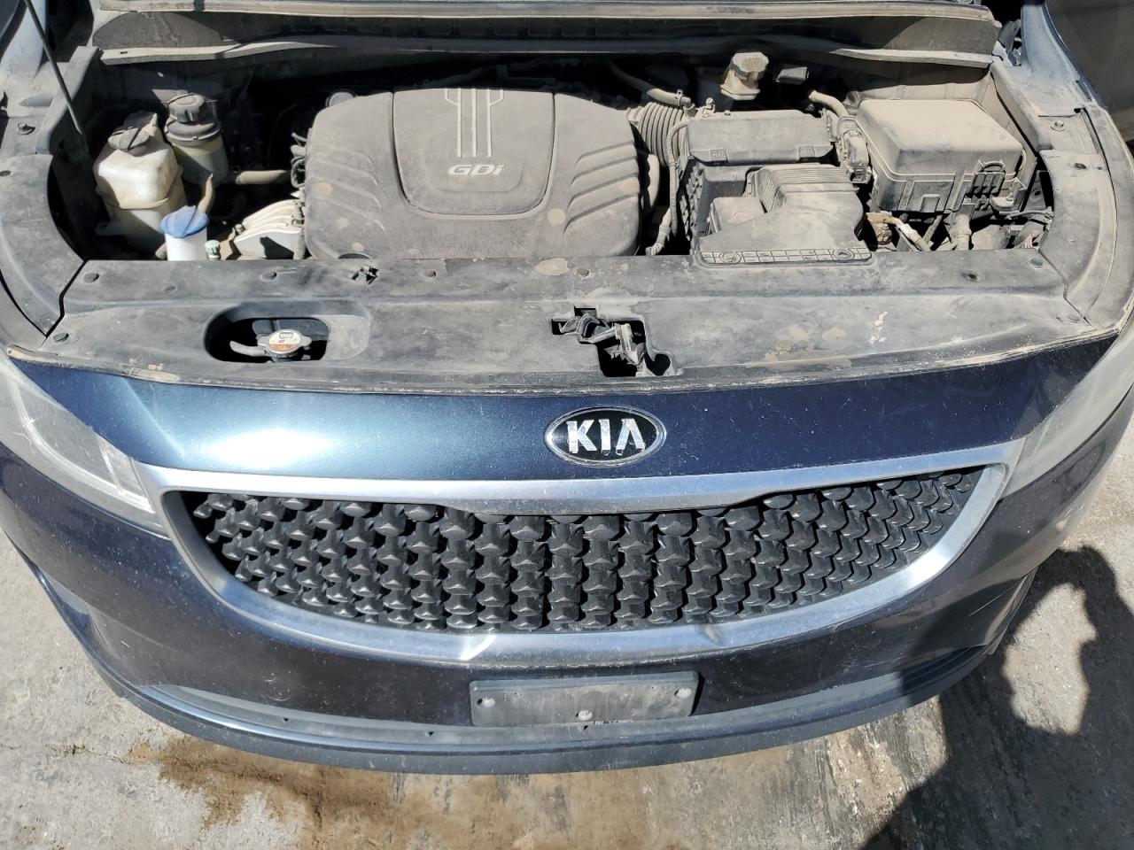 2015 Kia Sedona - Image 12