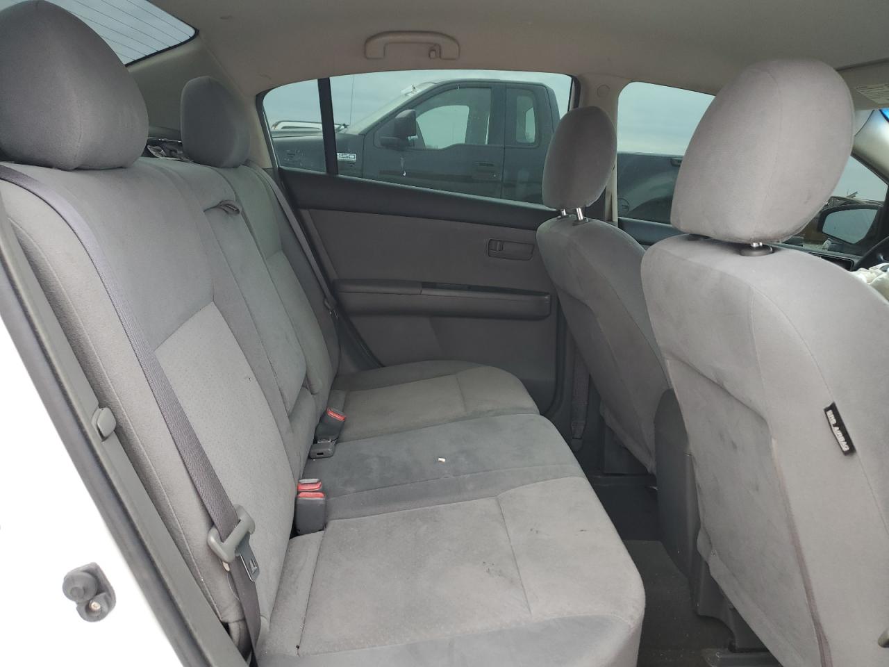 2009 Nissan Sentra - Image 11