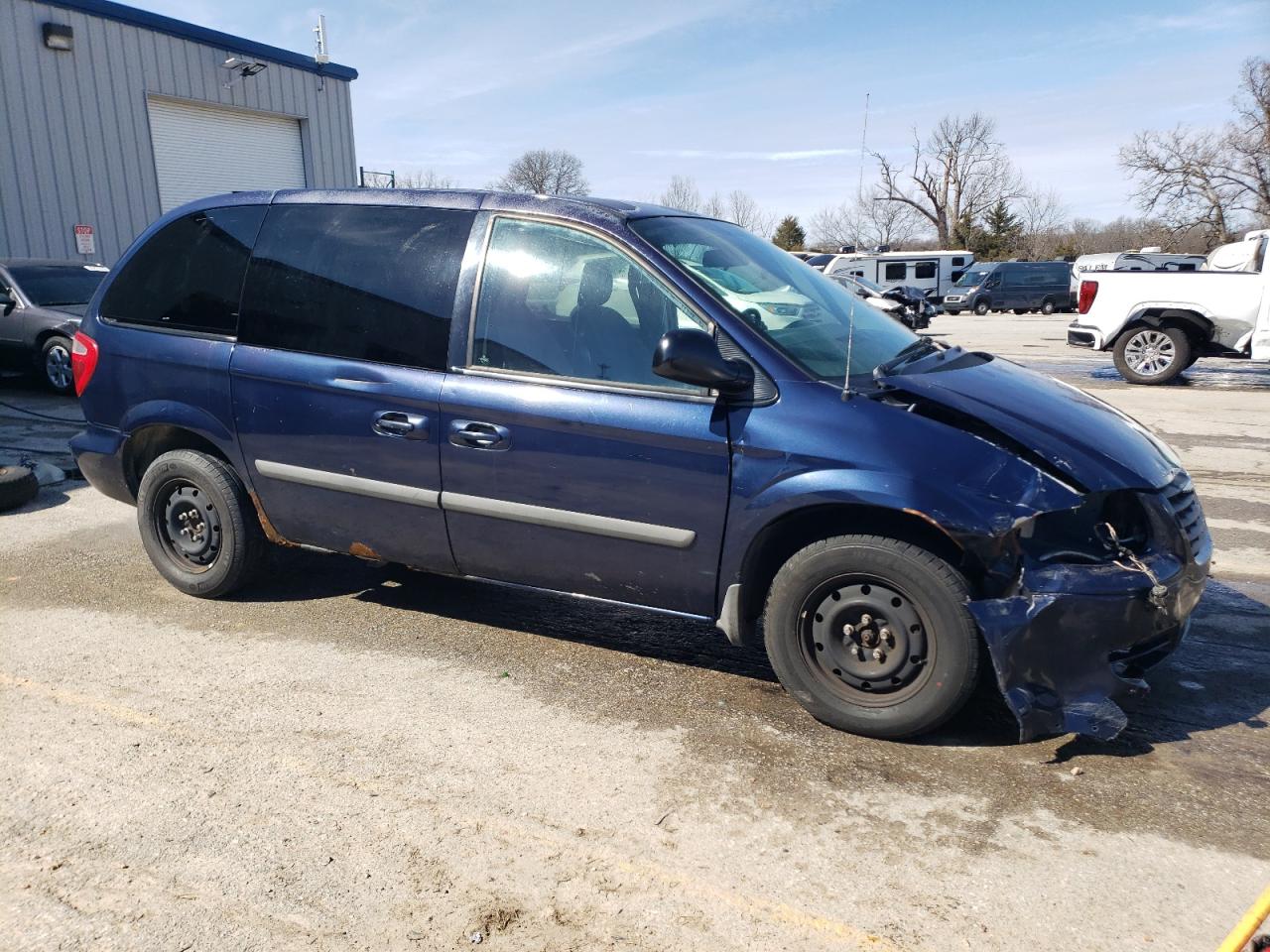 2006 Chrysler Town & Country - Image 4