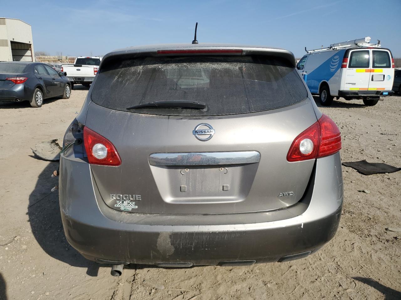 2011 Nissan Rogue - Image 6