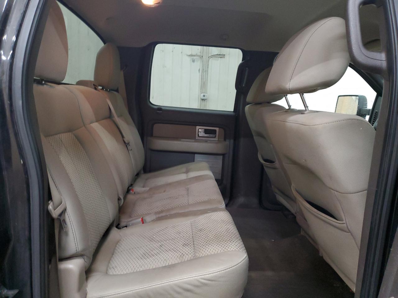 2010 Ford F-150 - Image 11