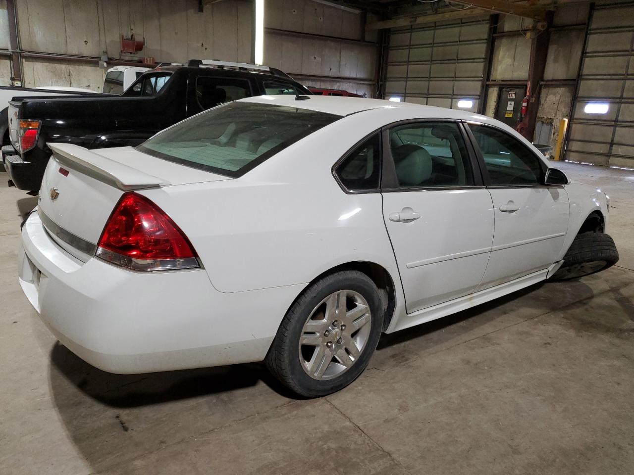 2010 Chevrolet Impala - Image 3