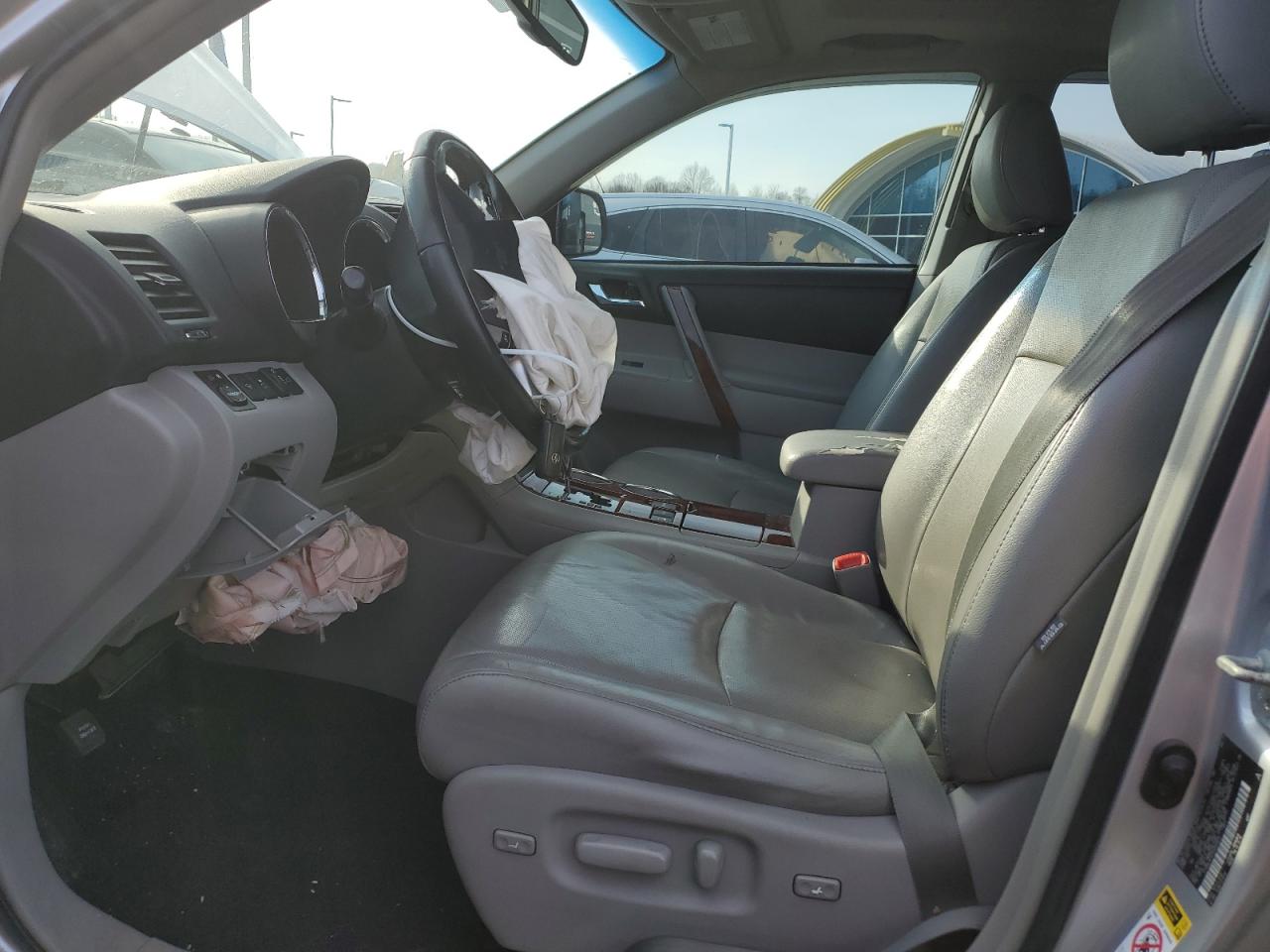 2013 Toyota Highlander - Image 7