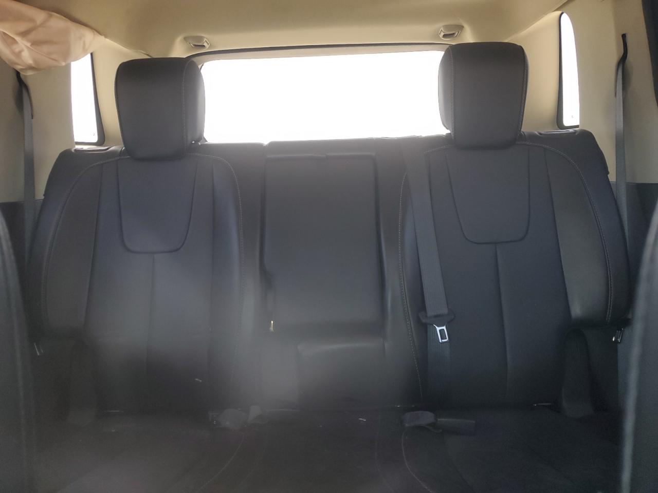 2016 GMC Terrain - Image 10