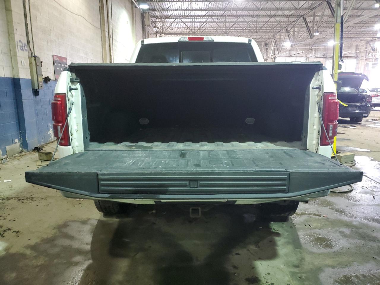 2015 Ford F-150 - Image 6