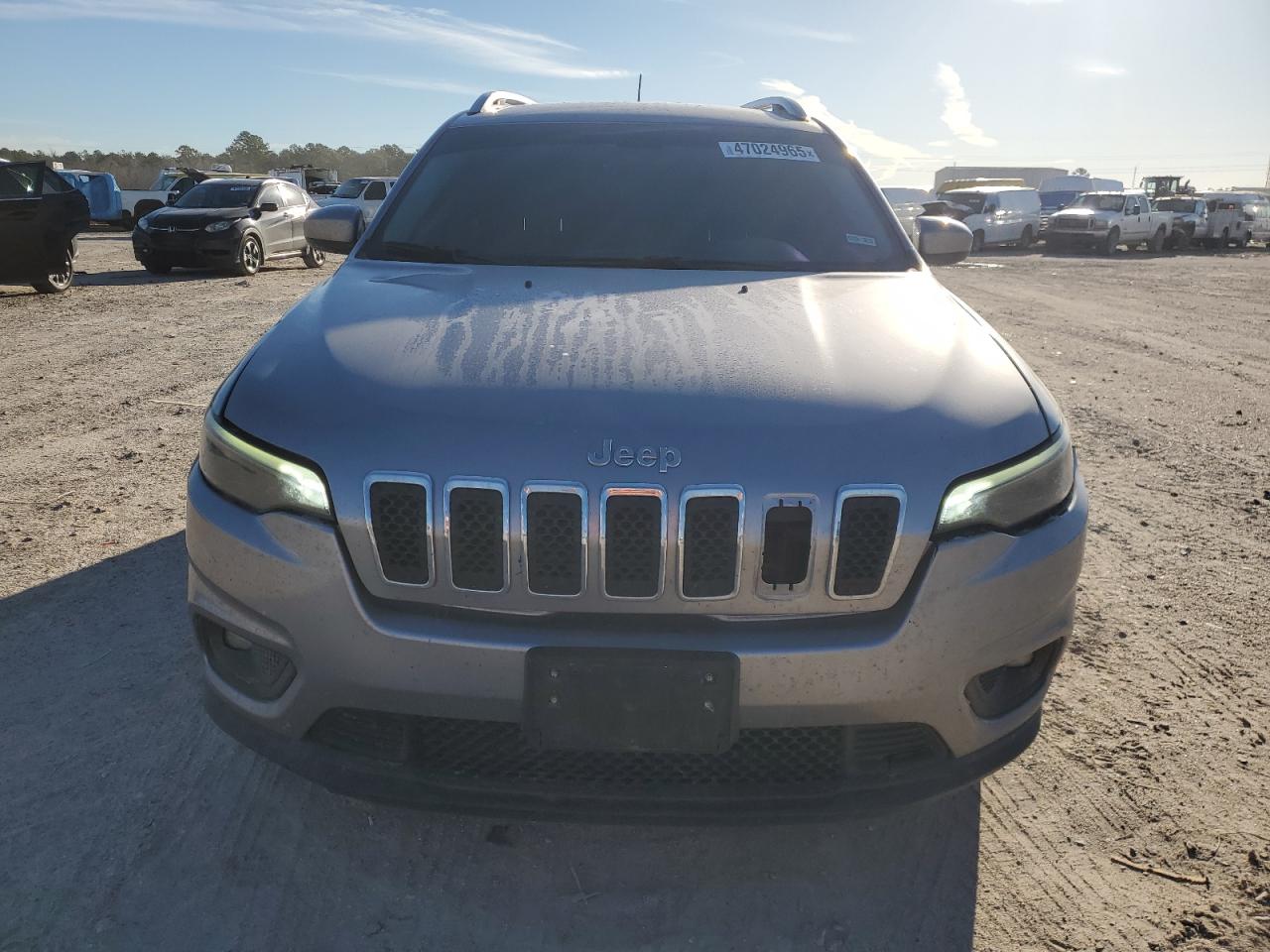 2019 Jeep Grand Cherokee - Image 5