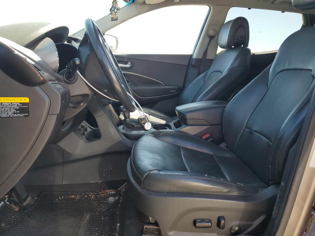 2017 Hyundai Santa Fe - Image 7