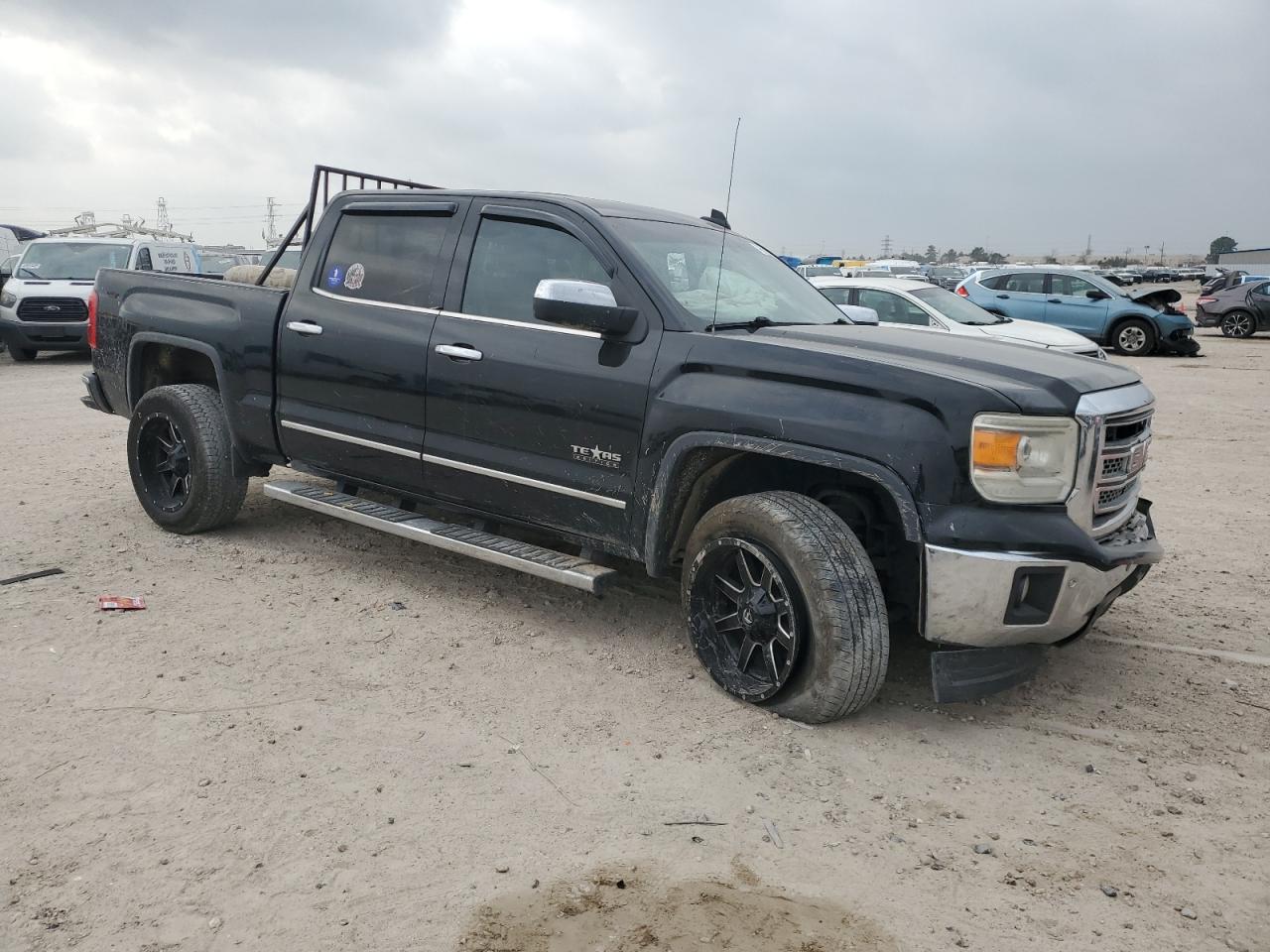 2015 GMC Sierra - Image 4