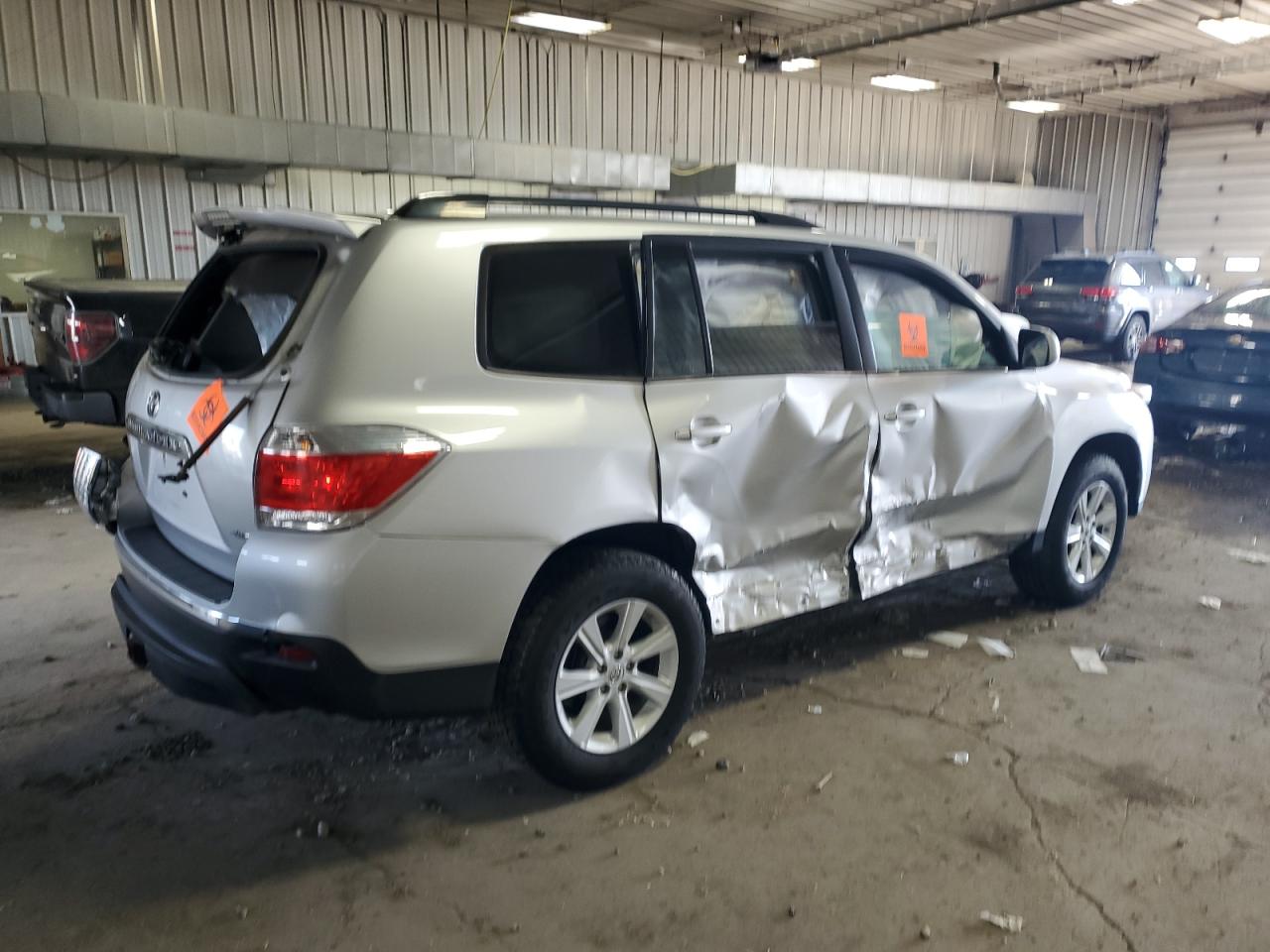 2013 Toyota Highlander - Image 3