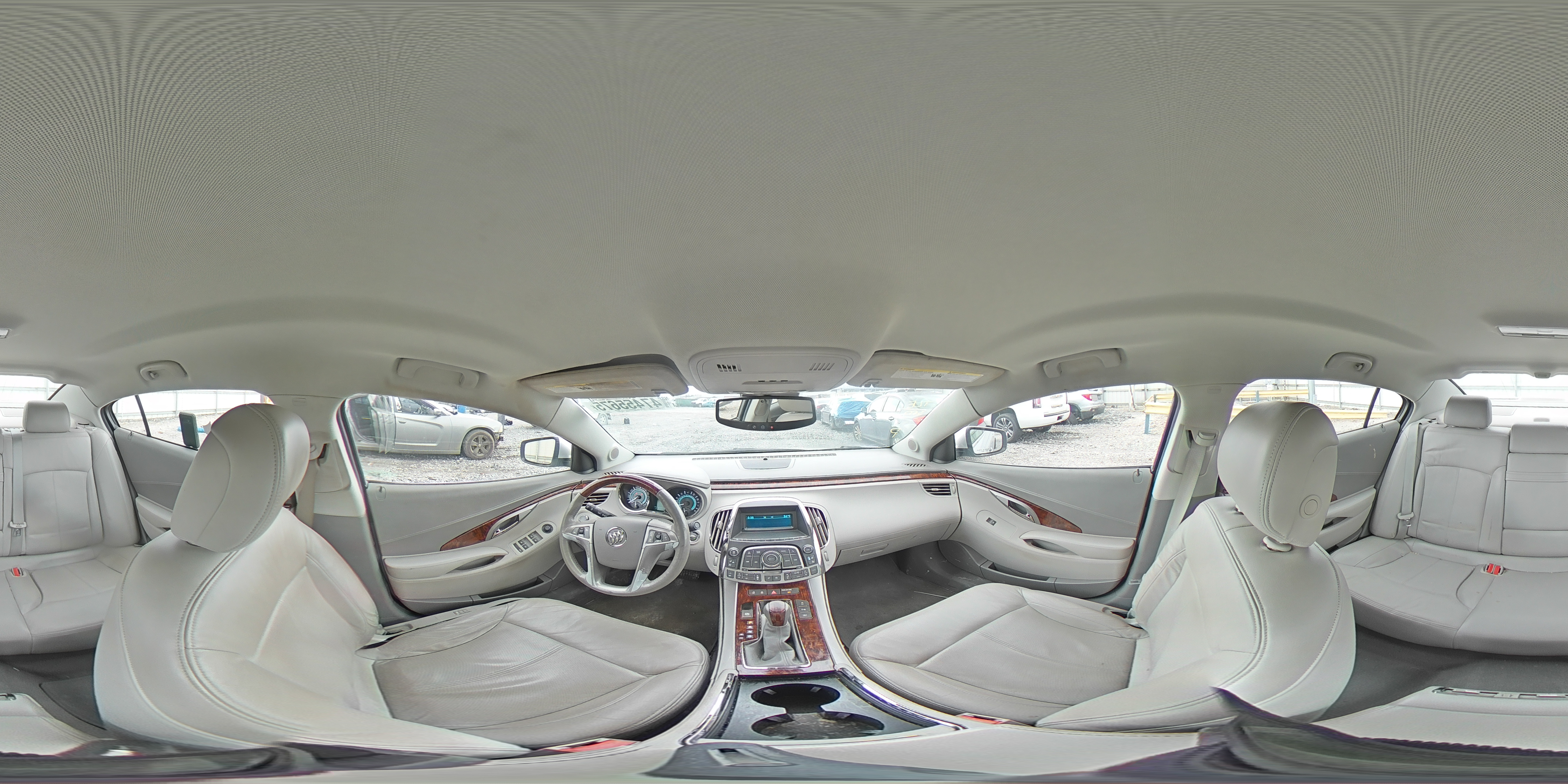 2010 Buick LaCrosse - Image 13