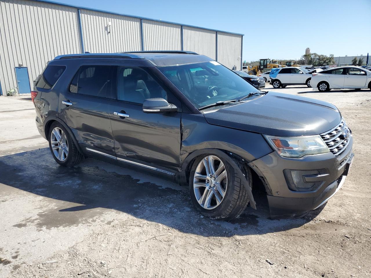 2016 Ford Explorer - Image 4