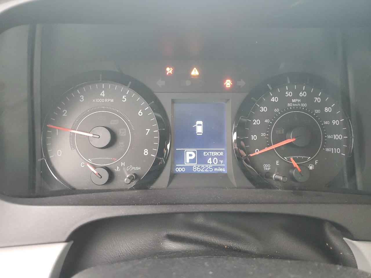 2017 Toyota Sienna - Image 9