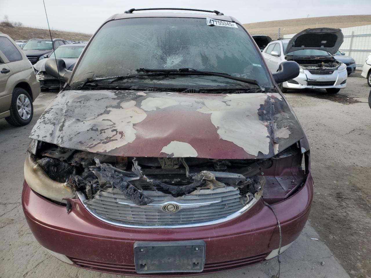 2001 Chrysler Town & Country - Image 5