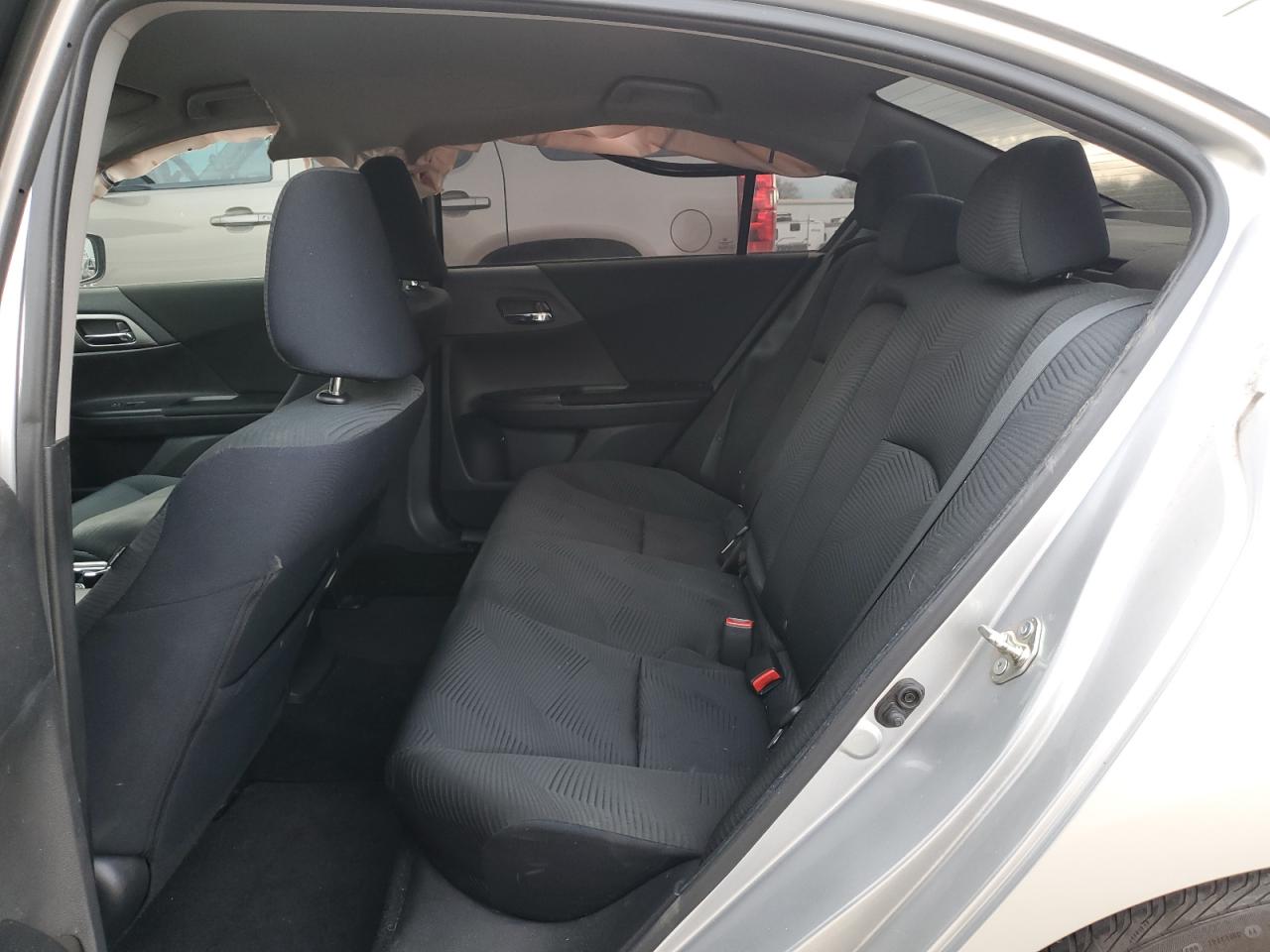 2015 Honda Accord - Image 10