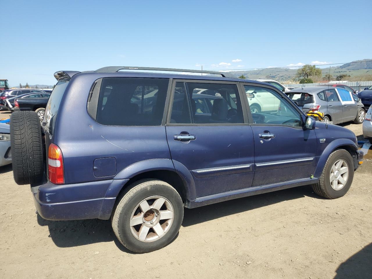 2003 Suzuki XL7 - Image 3