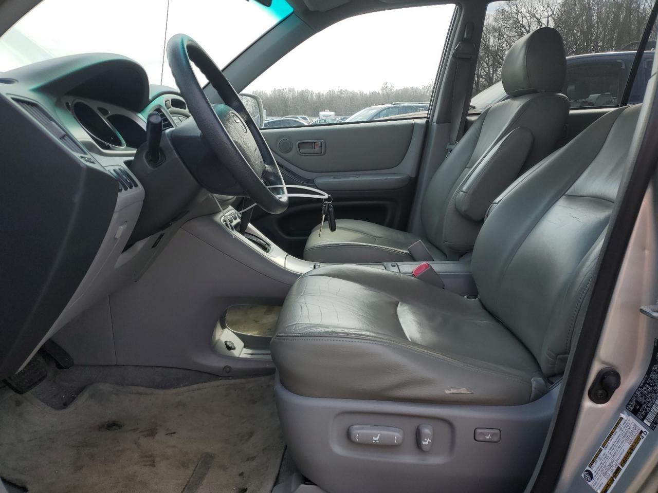 2004 Toyota Highlander - Image 7