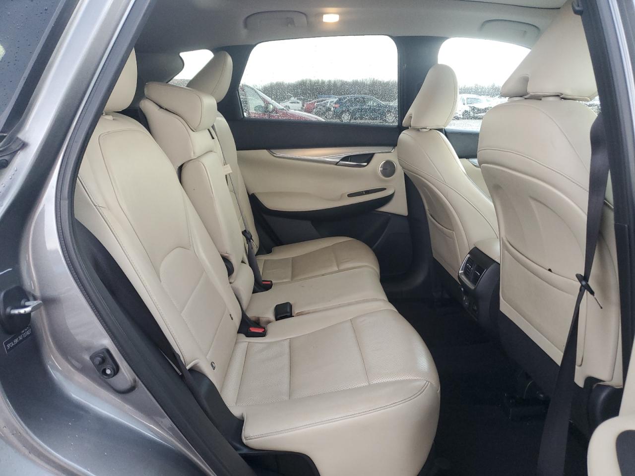 2019 Infiniti QX50 - Image 11