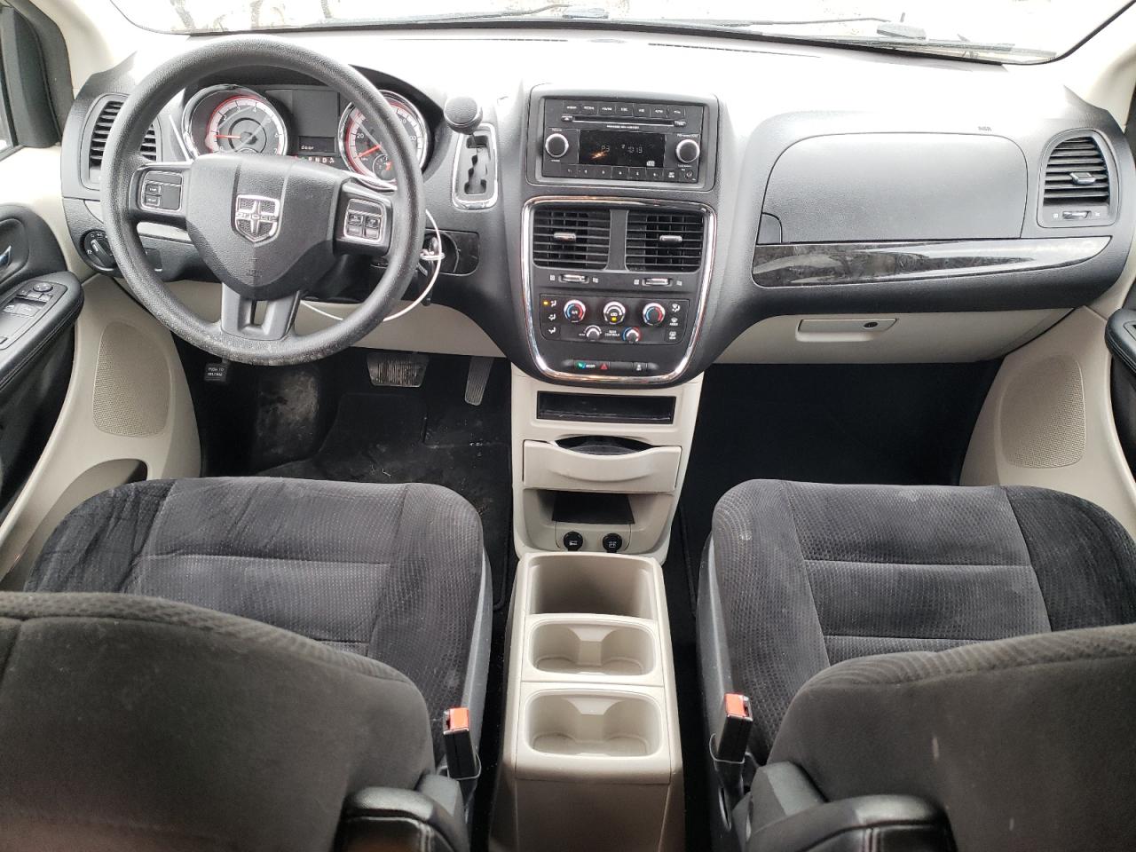 2014 Dodge Caravan - Image 8