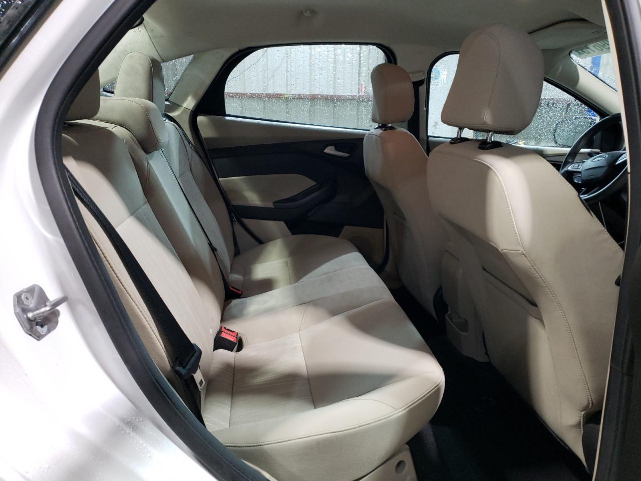 2015 Ford Focus - Image 10